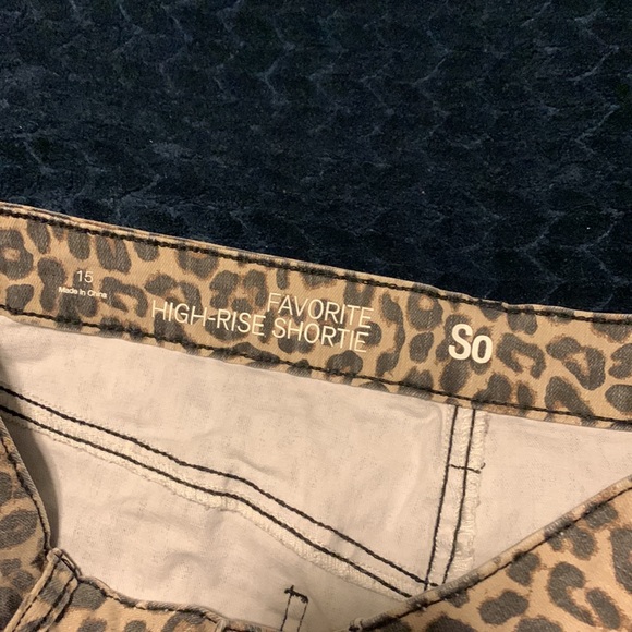 So Favorite Hi Rise Shortie sz 15 - Picture 2 of 4